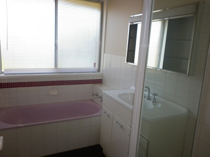 867 Old Calder  Highway, Keilor VIC 3036