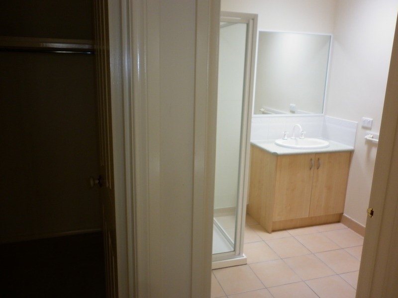 1/11 Timele  Drive, Hillside VIC 3037