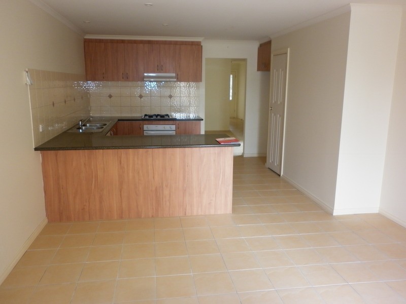 1/11 Timele  Drive, Hillside VIC 3037