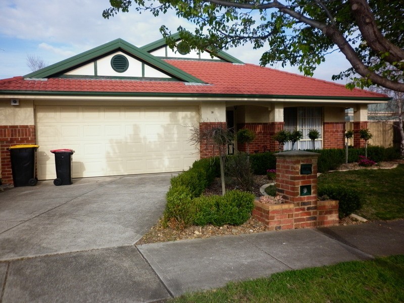 30 Sandalwood Avenue, Hillside VIC 3037