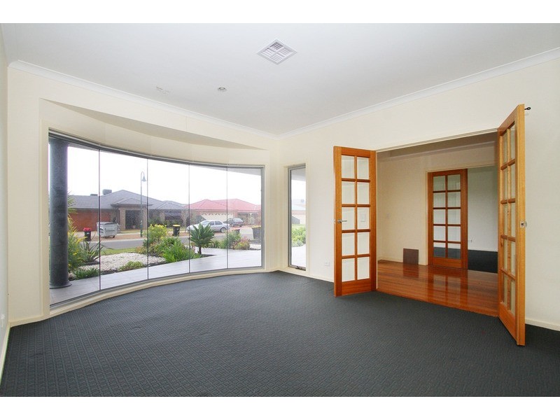 29 Speargrass Drive, Hillside VIC 3037