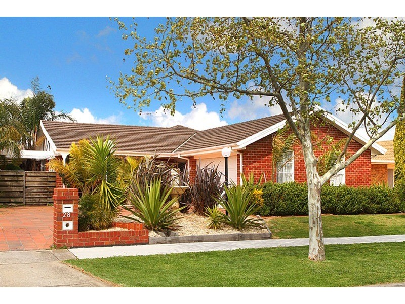 28 Sandpiper Drive, Taylors Lakes VIC 3038