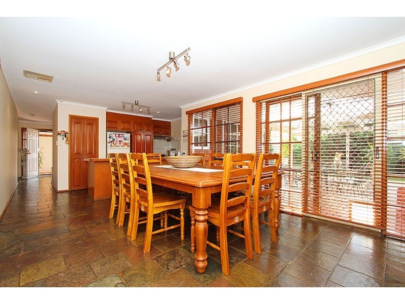 28 Sandpiper Drive, Taylors Lakes VIC 3038