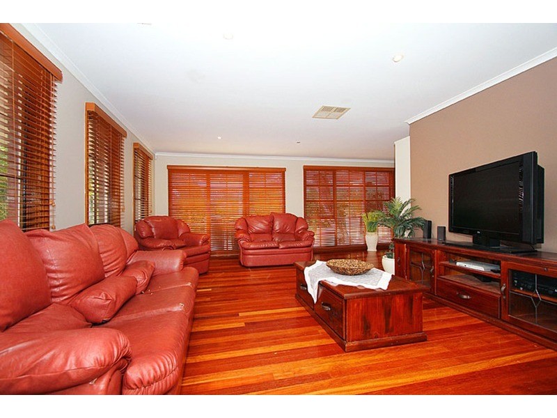 28 Sandpiper Drive, Taylors Lakes VIC 3038