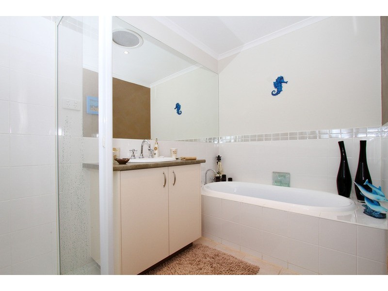 79 Jade  Way, Hillside VIC 3037