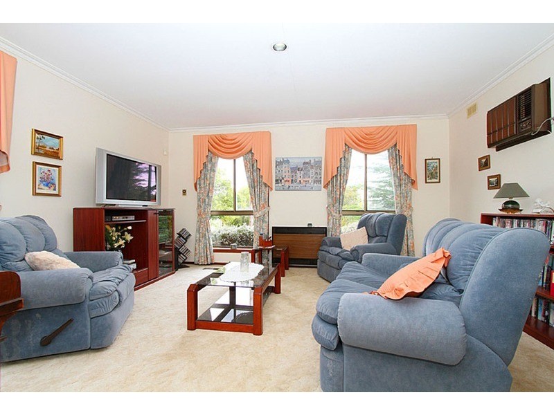 1 Stanley  Court, Deer Park VIC 3023