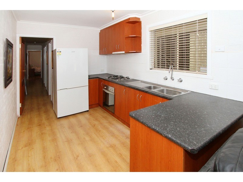 1/42 William Street, St Albans VIC 3021