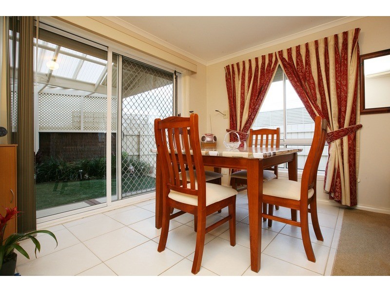 7/21 Patonga Drive, Delahey VIC 3037