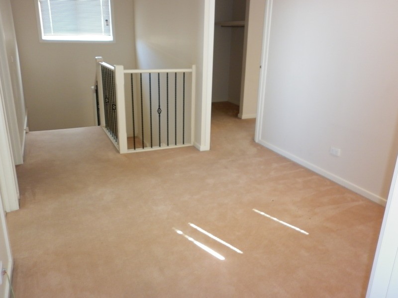 3/1a Thorogood  Court, Taylors Lakes VIC 3038