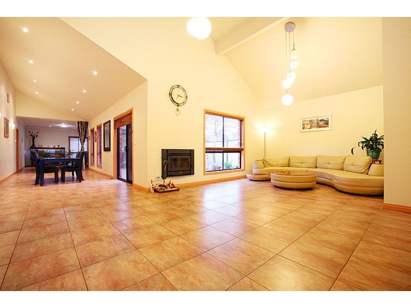 57 Orbital  Drive, Kealba VIC 3021