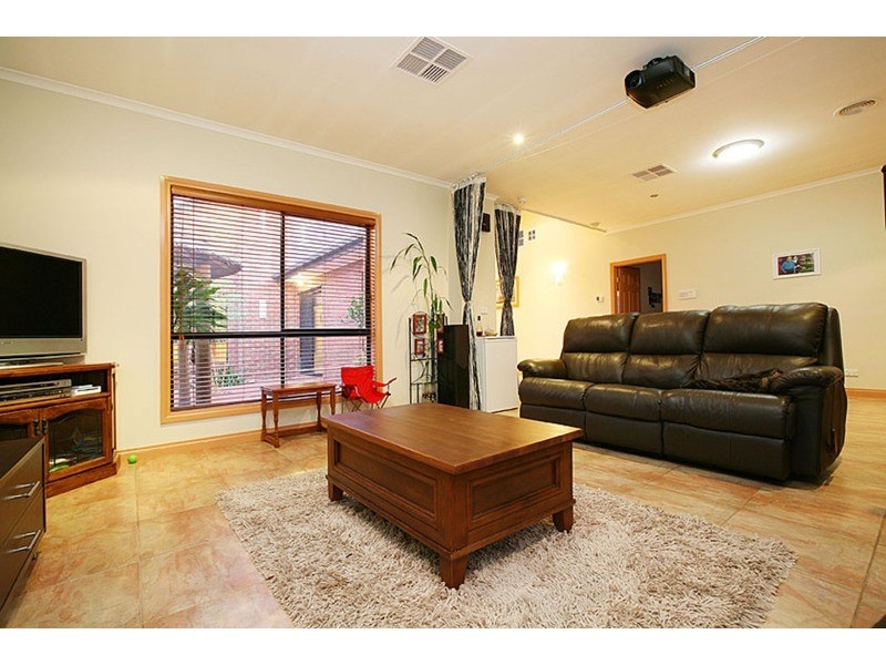 57 Orbital  Drive, Kealba VIC 3021