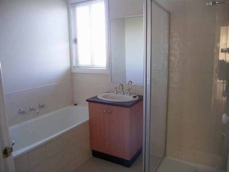 6/67-69 Pecks Road, Sydenham VIC 3037