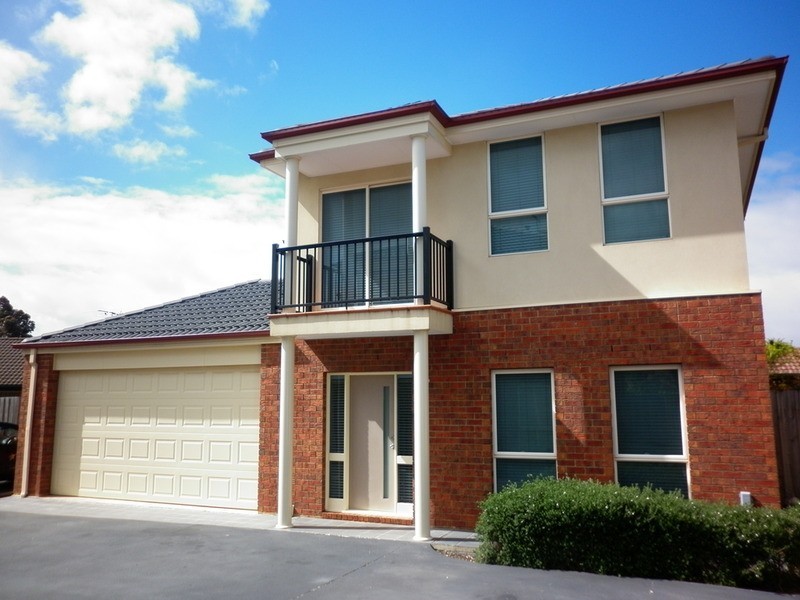 3/1a Thorogood Court, Taylors Lakes VIC 3038