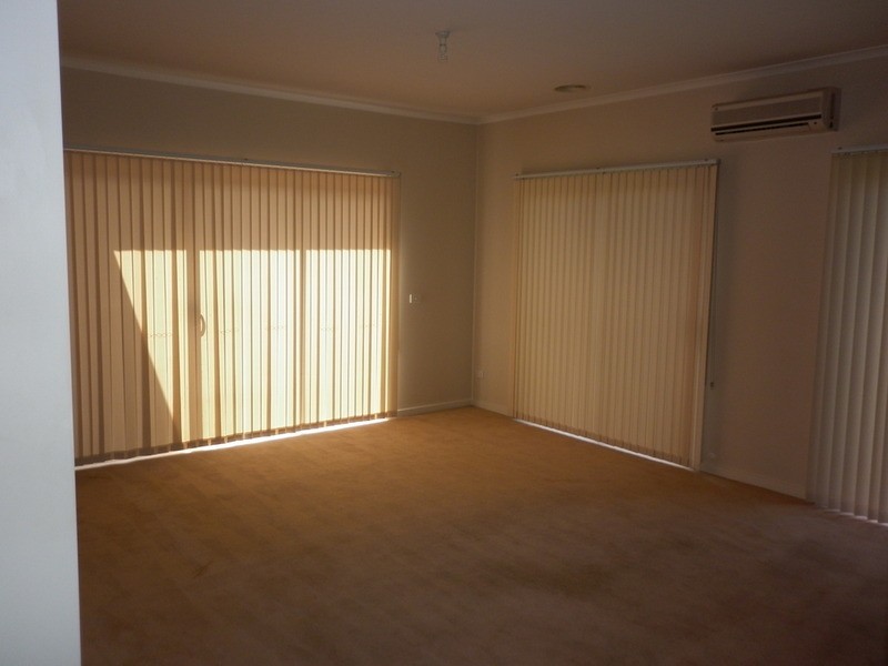 3/1a Thorogood Court, Taylors Lakes VIC 3038