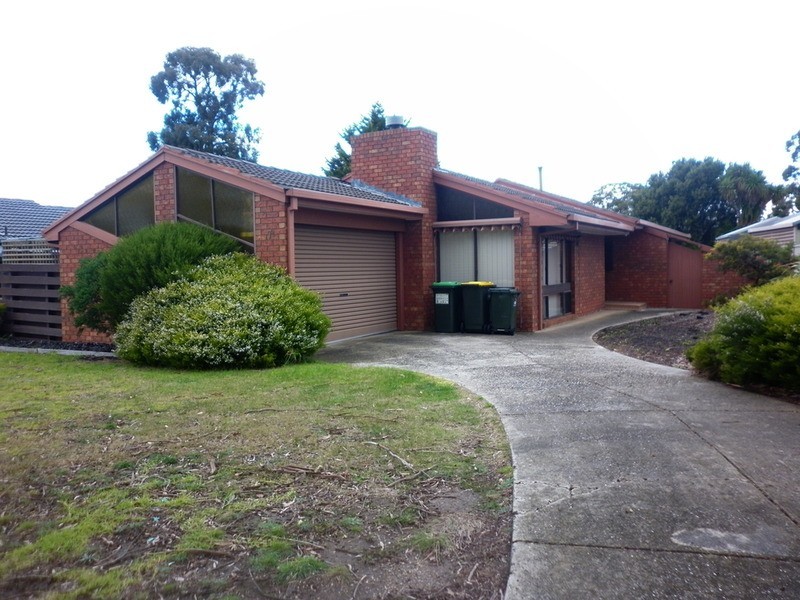 7 Apollo  Road, Taylors Lakes VIC 3038