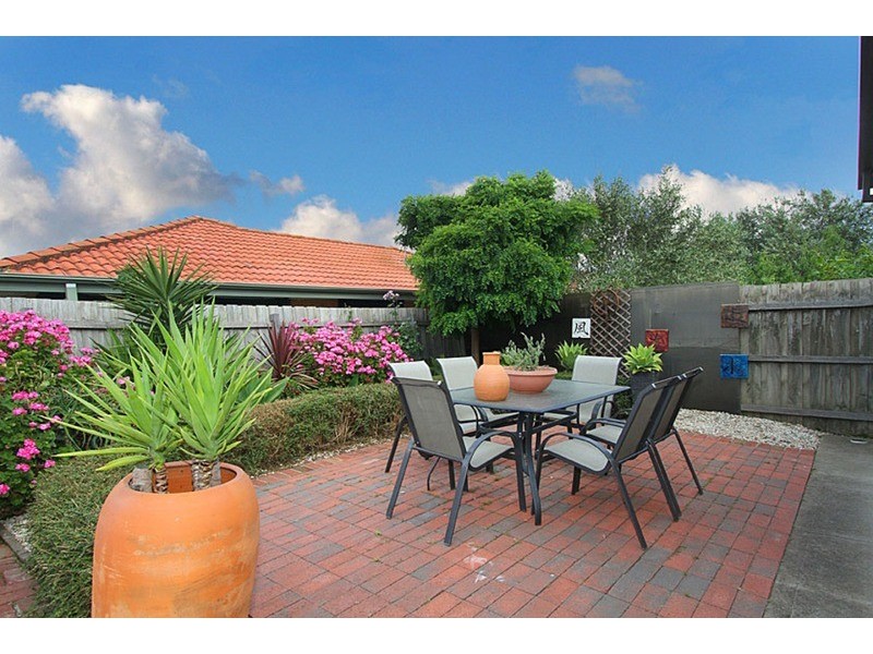 16A Albert Road, Sydenham VIC 3037