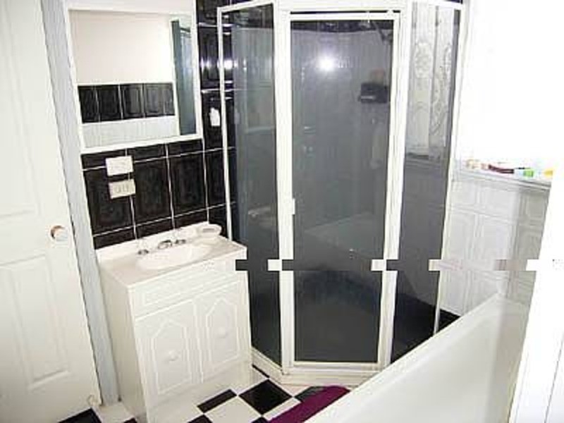 4 McNicholl Way, Delahey VIC 3037