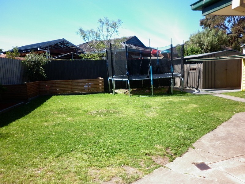 9 Ashleigh Court, Kealba VIC 3021