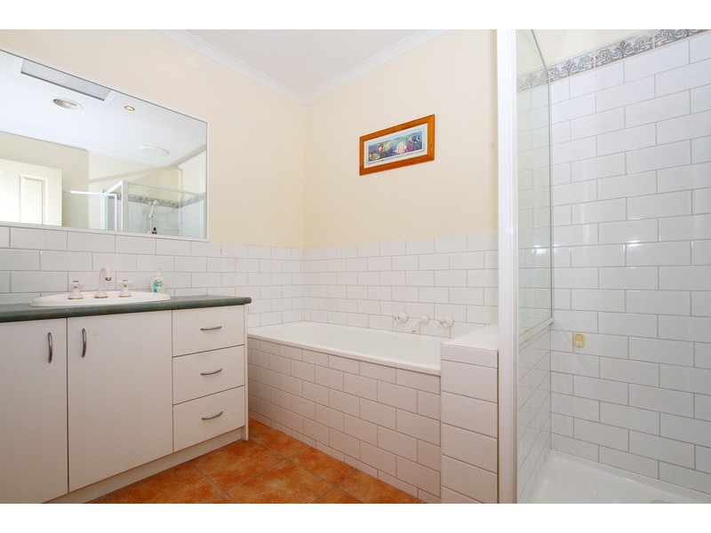 14A Contursi Drive, Sydenham VIC 3037