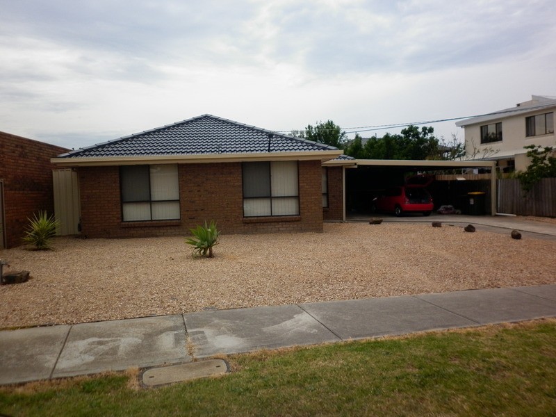 1 Monaro  Court, Kealba VIC 3021