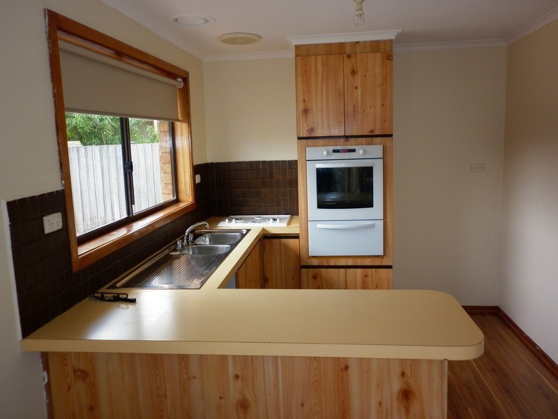 1 Monaro  Court, Kealba VIC 3021