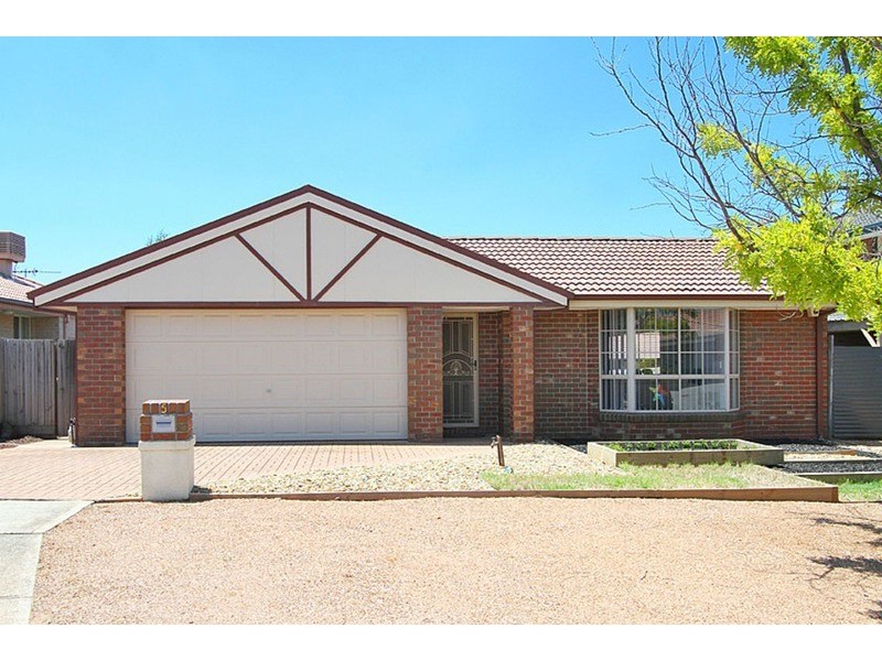 5 Berthon Crescent, Hillside VIC 3037