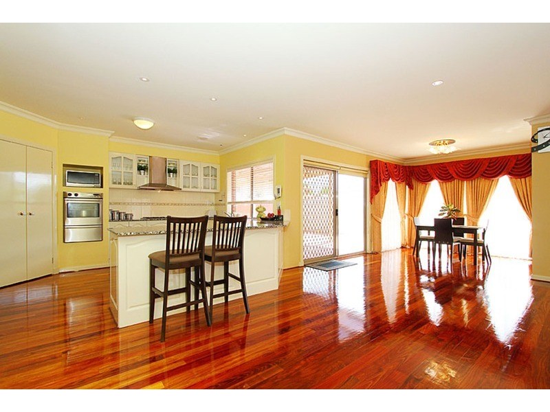 9 Goulburn Way, Taylors Lakes VIC 3038