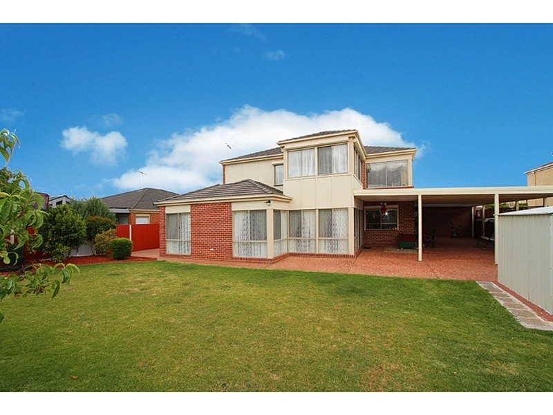 9 Goulburn Way, Taylors Lakes VIC 3038