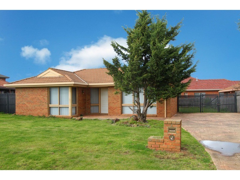 3 Chicquita  Close, Keilor Downs VIC 3038