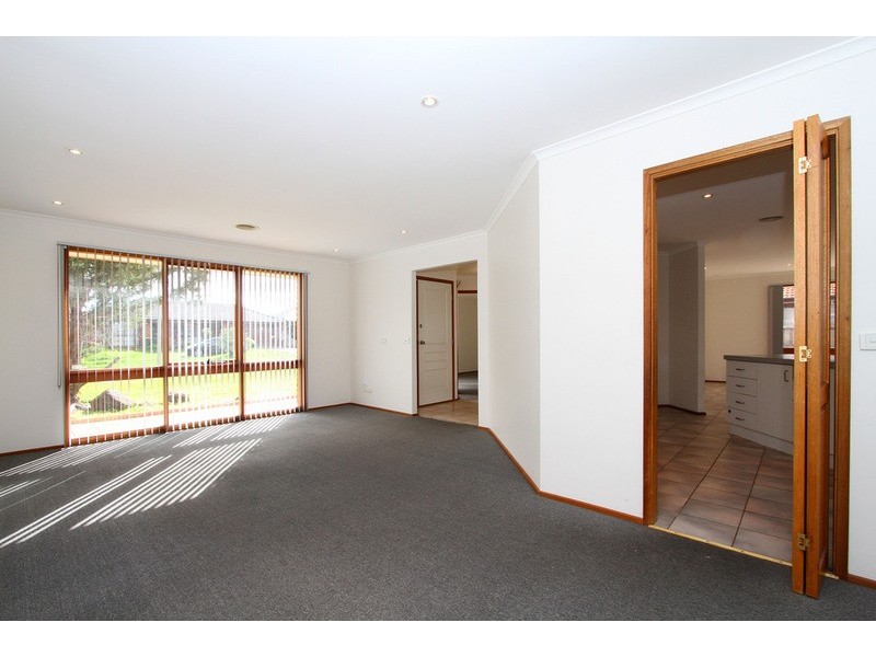 3 Chicquita  Close, Keilor Downs VIC 3038