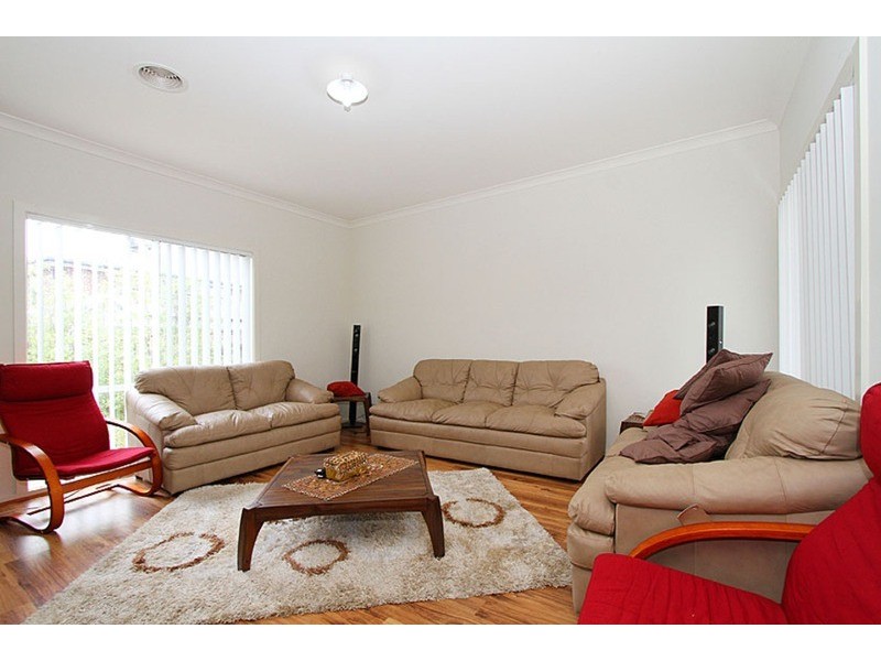 46 Queens  Parade, Hillside VIC 3037