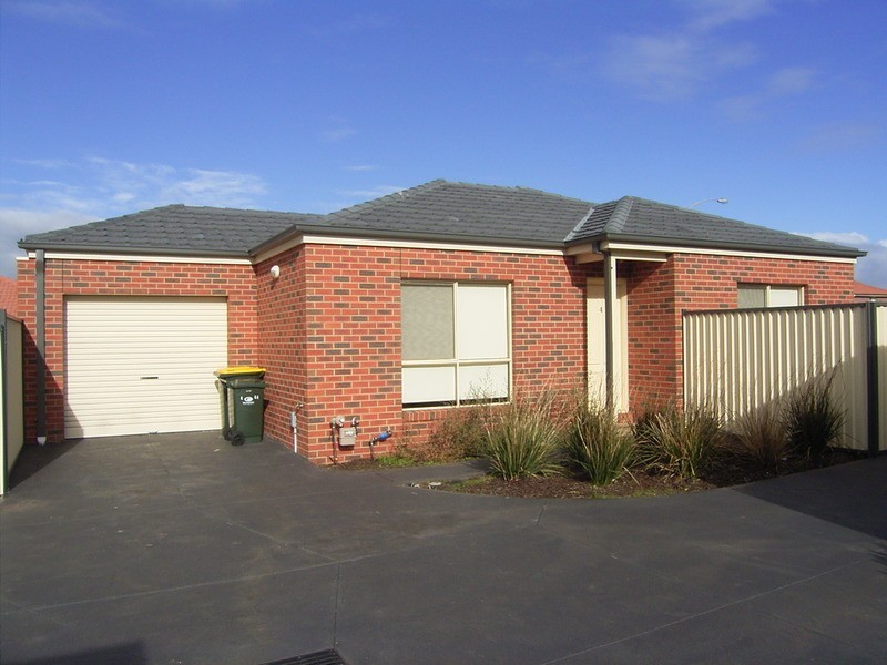 4/44 Dundee Way, Sydenham VIC 3037