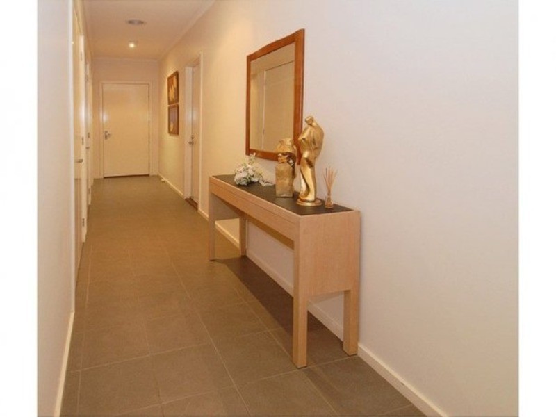 10 Mosman Grove, Taylors Hill VIC 3037