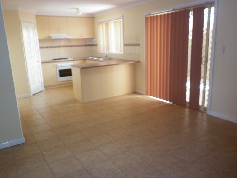 1/9 Leslie Street, St Albans VIC 3021