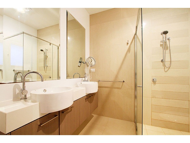 17 Melfin Drive, Hillside VIC 3037