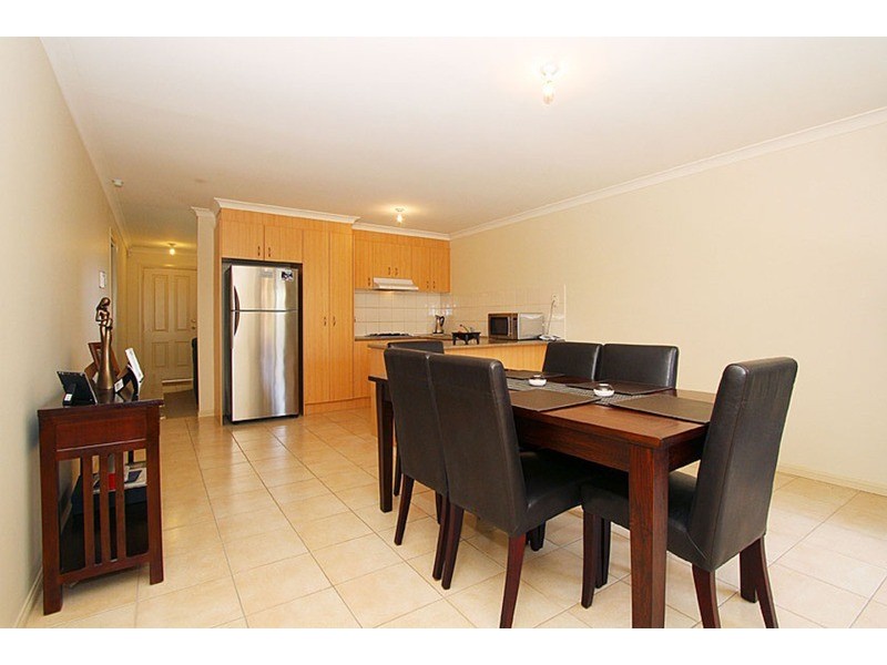 10/28 Ozzimo Drive, Hillside VIC 3037