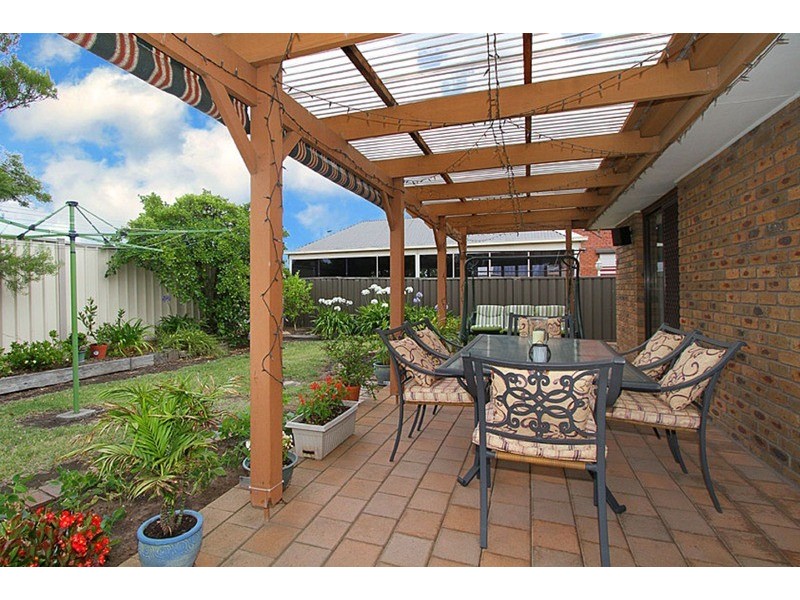 7 Snowdon  Close, Keilor Downs VIC 3038