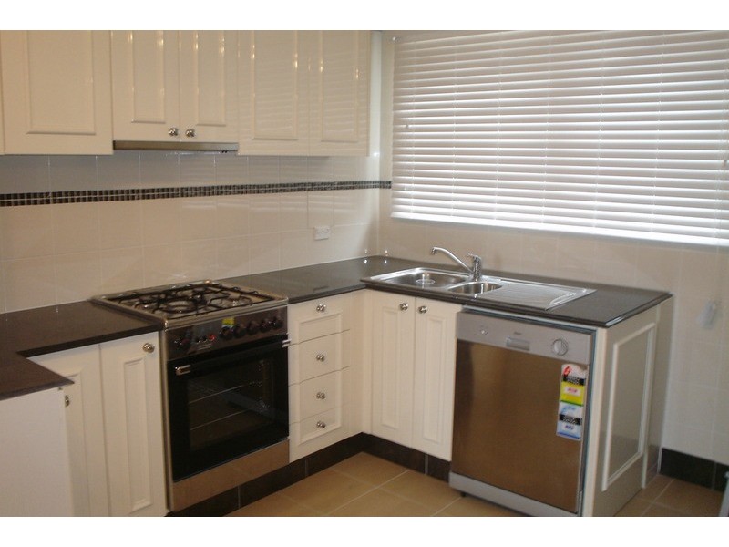 38 Kings Road, St Albans VIC 3021