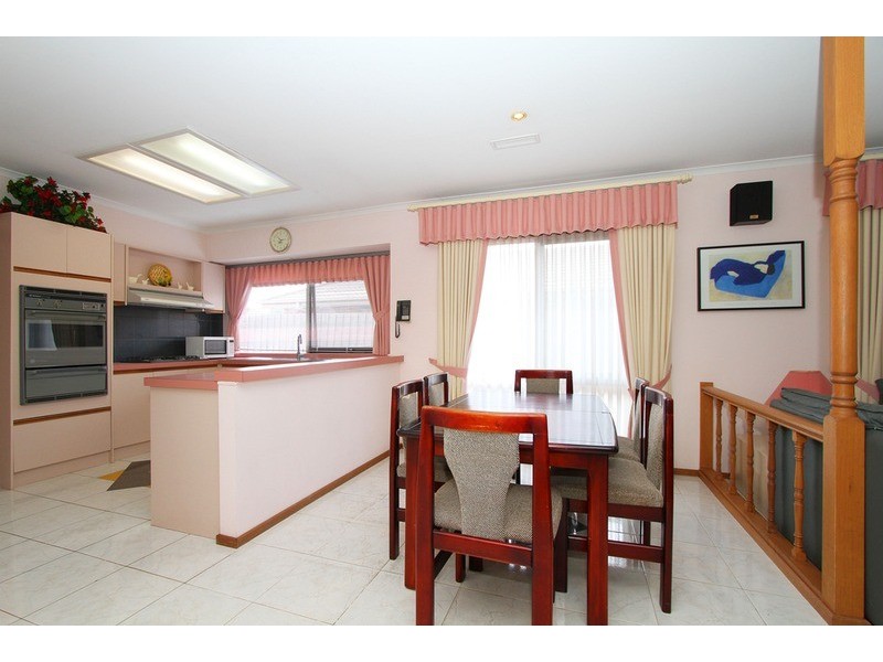 12 Krona Rise, Taylors Lakes VIC 3038