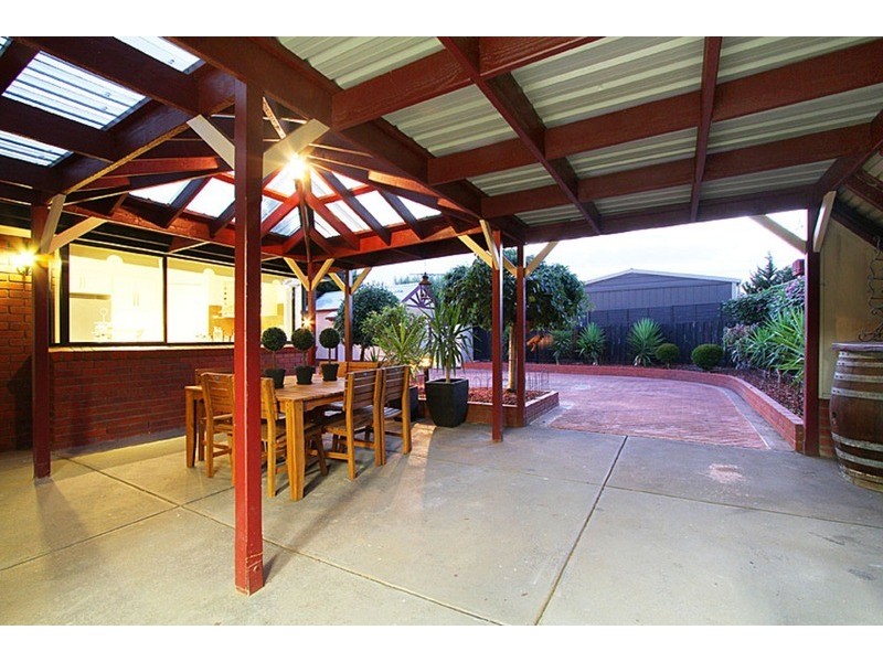 5 Lemco Walk, Delahey VIC 3037