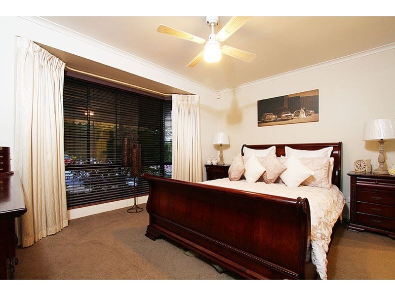 5 Lemco Walk, Delahey VIC 3037