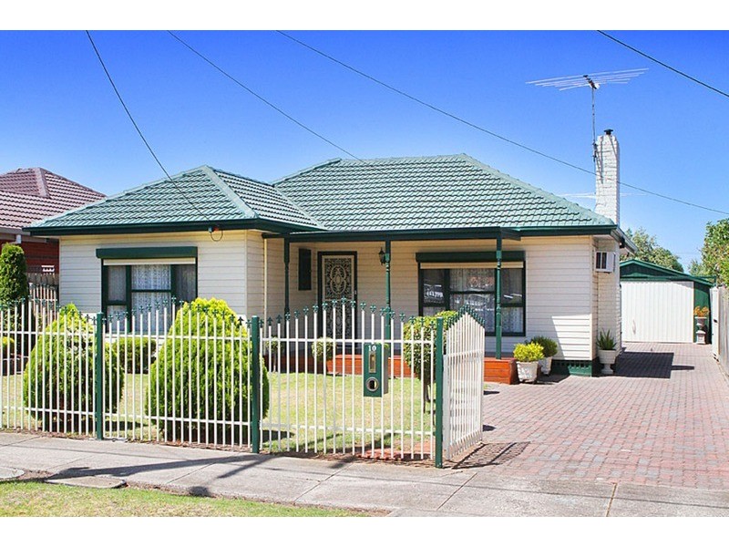 10 Cooke  Avenue, Sunshine North VIC 3020