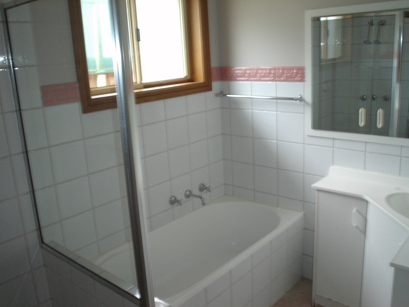 1/38 Saratoga Crescent, Keilor Downs VIC 3038