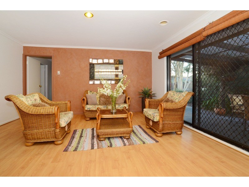 11 Rockwall Close, Sydenham VIC 3037