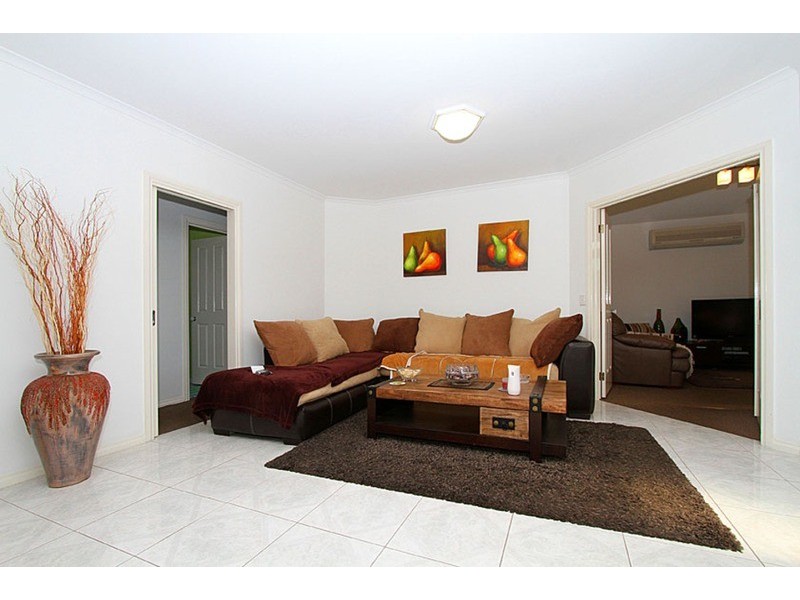 22 Dandarriga Way, Delahey VIC 3037