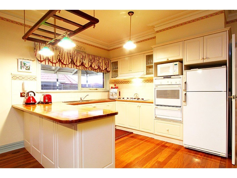 7 Chalotte Court, Taylors Lakes VIC 3038