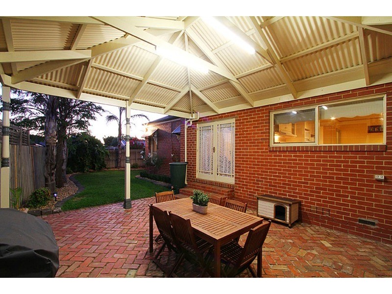 7 Chalotte Court, Taylors Lakes VIC 3038