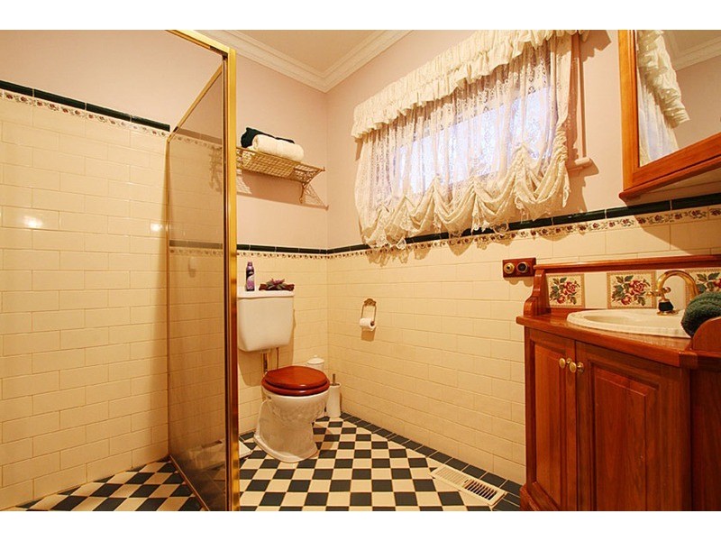 7 Chalotte Court, Taylors Lakes VIC 3038