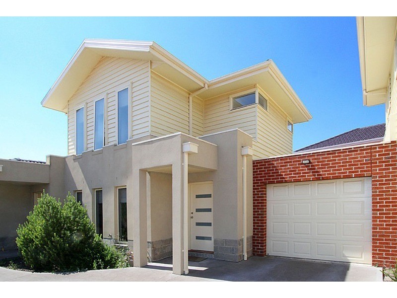 2/53 Saratoga Crescent, Keilor Downs VIC 3038