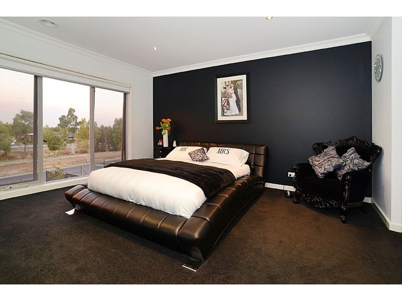 41 The Regency, Hillside VIC 3037